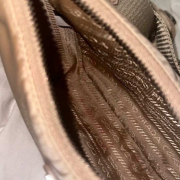 Prada Re-edition Nylon Crossbody bag, 2020, Desert beige color - Picture 11 of 13
